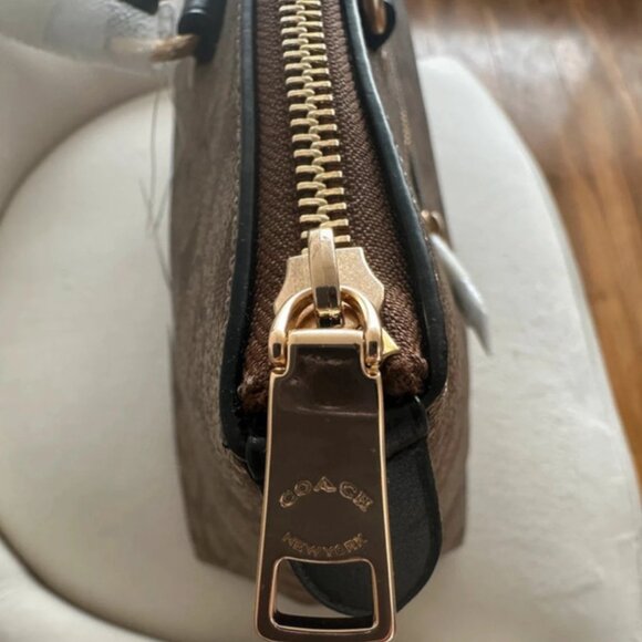 Brand new large Coach tote and shoulder bag - Picture 6 of 14